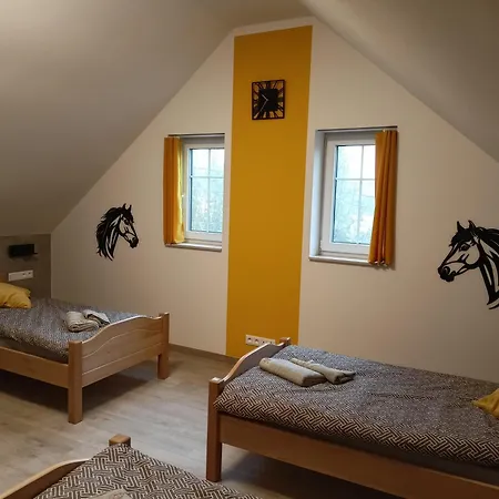 بيت للعطل U Mikese Žďár nad Sázavou